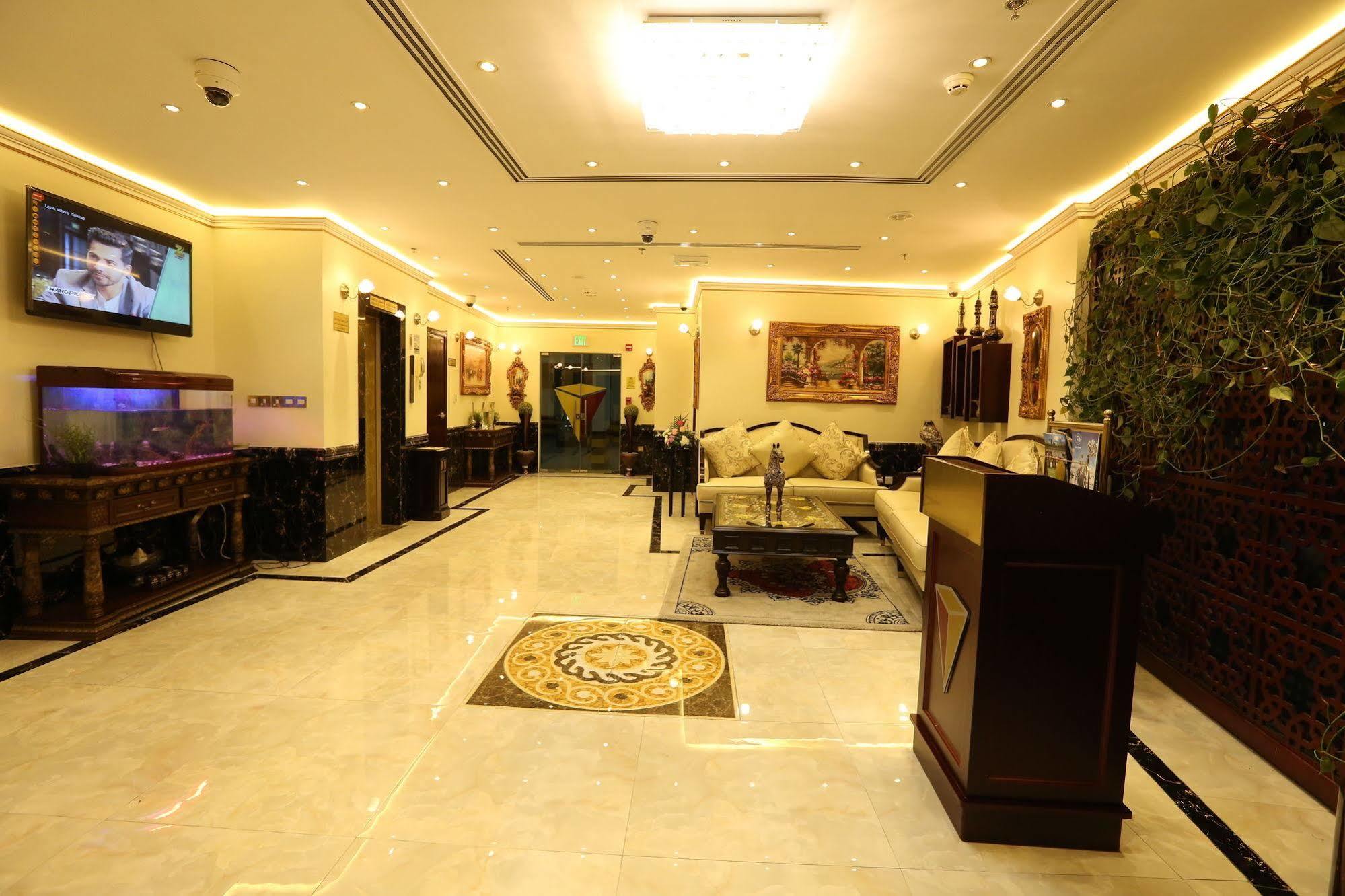 Hotel La Palace 2*
